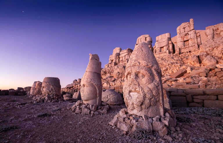 Nemrut Mountain and giant statue heads from1st century BC, in Adiyaman, Turkey.